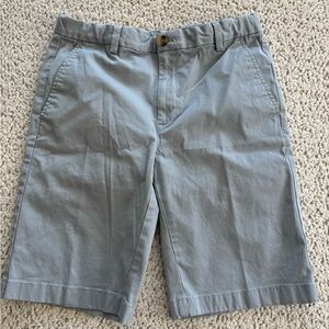 Vineyard Vines Boy’s 9” Breaker Short in Gray size 16